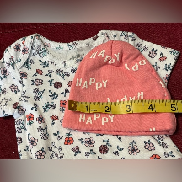 3-Piece Set (Short Sleeve Flowers & Unicorns Onesie, Pants & Pink Happy Hat) - Picture 9 of 9